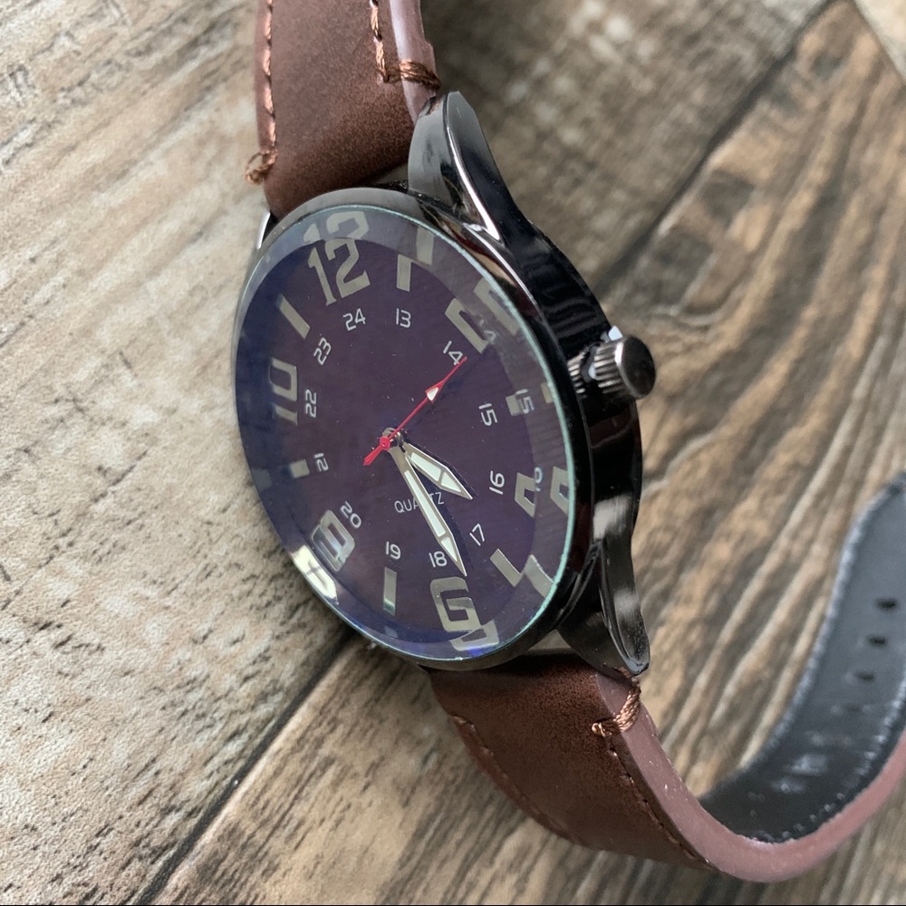Watch - Picture 3 of 14